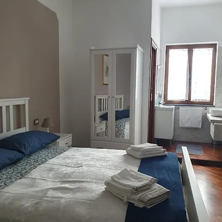 Ospitalita Il Noce Bed & Breakfast *